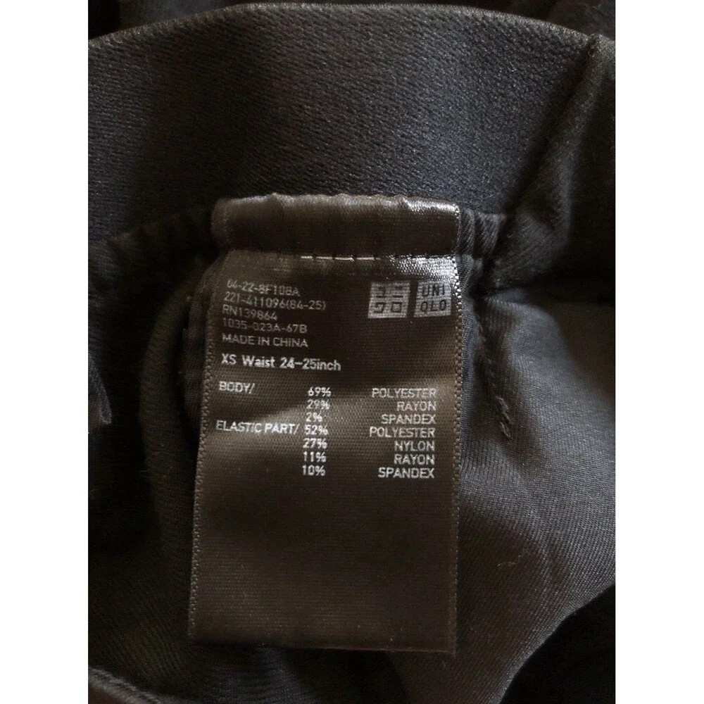 Uniqlo Tapered Pants, Womens Size XS Waist 24-25 inch